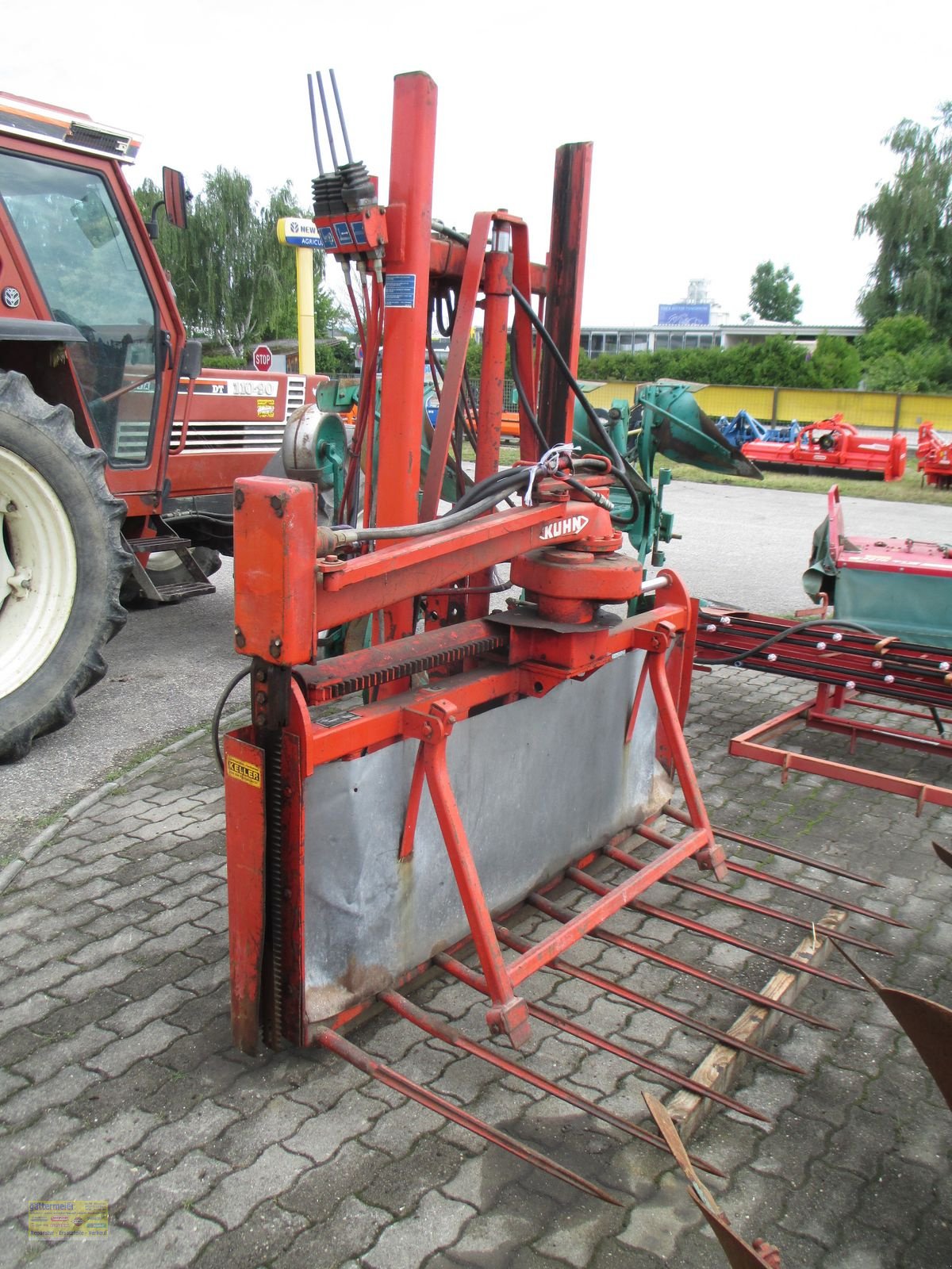 Siloentnahmegerät & Verteilgerät Türe ait Kuhn 1201 mit Hubgerüst, Gebrauchtmaschine içinde Eferding (resim 1)