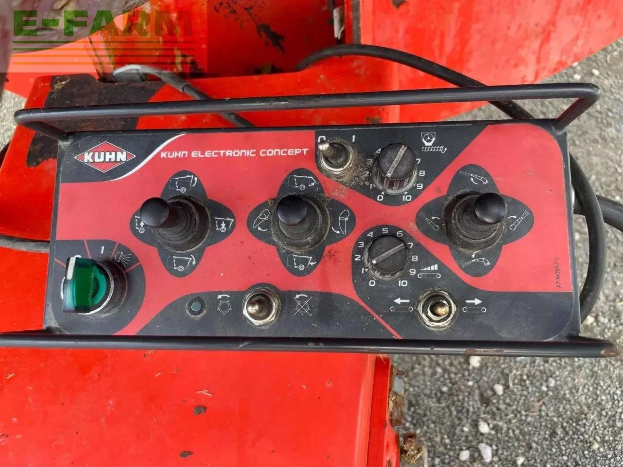 Siloentnahmegerät & Verteilgerät of the type Kuhn 5070 m gl, Gebrauchtmaschine in ST CLAIR SUR ELLE (Picture 6)