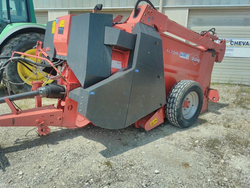 Siloentnahmegerät & Verteilgerät tip Kuhn Altor 4560, Gebrauchtmaschine in Eton (Poză 3)