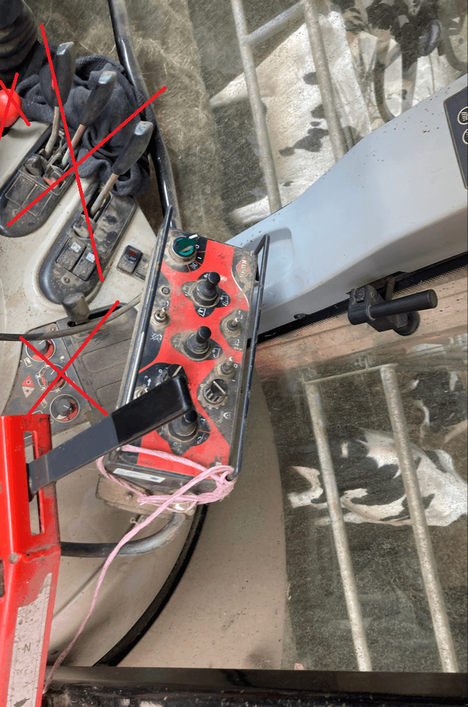 Siloentnahmegerät & Verteilgerät del tipo Kuhn ALTOR 5070 M GL, Gebrauchtmaschine In CONDE SUR VIRE (Immagine 3)