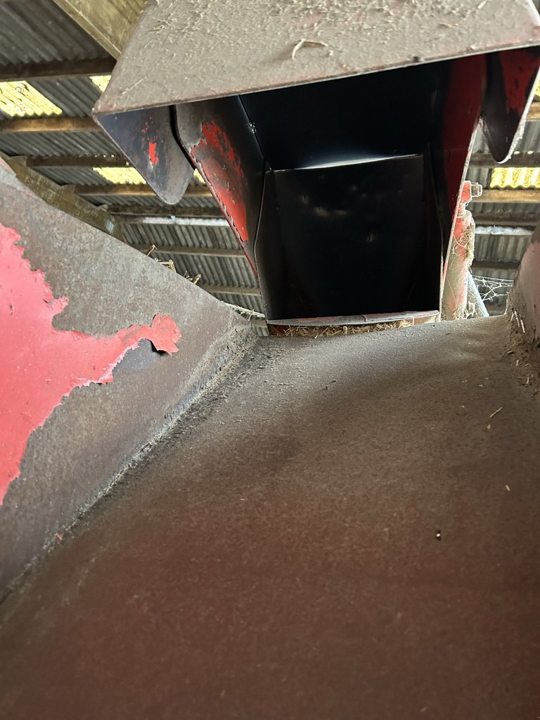 Siloentnahmegerät & Verteilgerät van het type Kuhn ALTOR 5070 M, Gebrauchtmaschine in BRECEY (Foto 9)