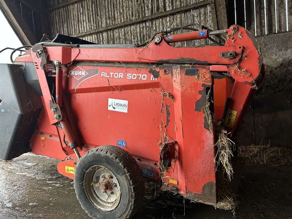 Siloentnahmegerät & Verteilgerät van het type Kuhn ALTOR 5070 M, Gebrauchtmaschine in BRECEY (Foto 4)