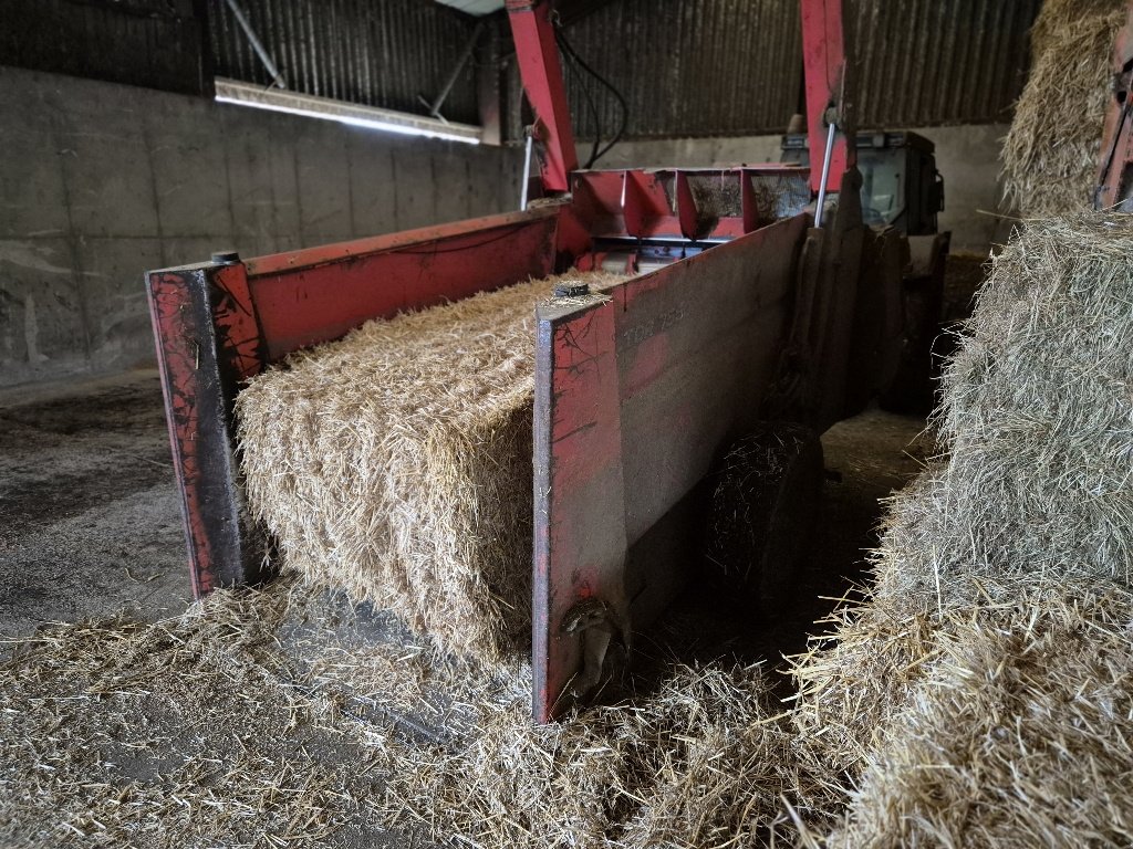 Siloentnahmegerät & Verteilgerät typu Kuhn ALTOR 7560, Gebrauchtmaschine v MANDRES-SUR-VAIR (Obrázek 3)