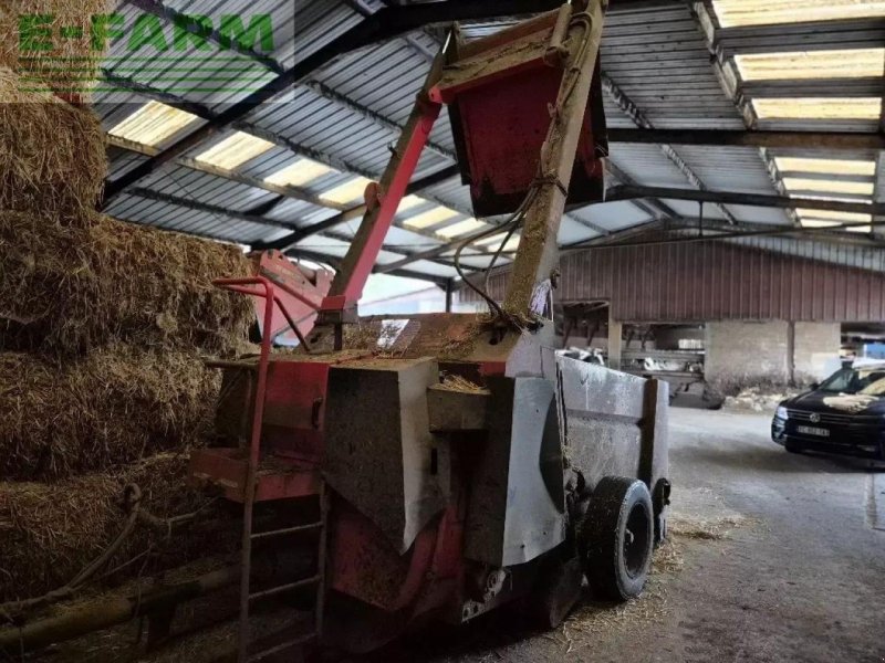 Siloentnahmegerät & Verteilgerät Türe ait Kuhn altor 7560, Gebrauchtmaschine içinde CHAUVONCOURT (resim 1)