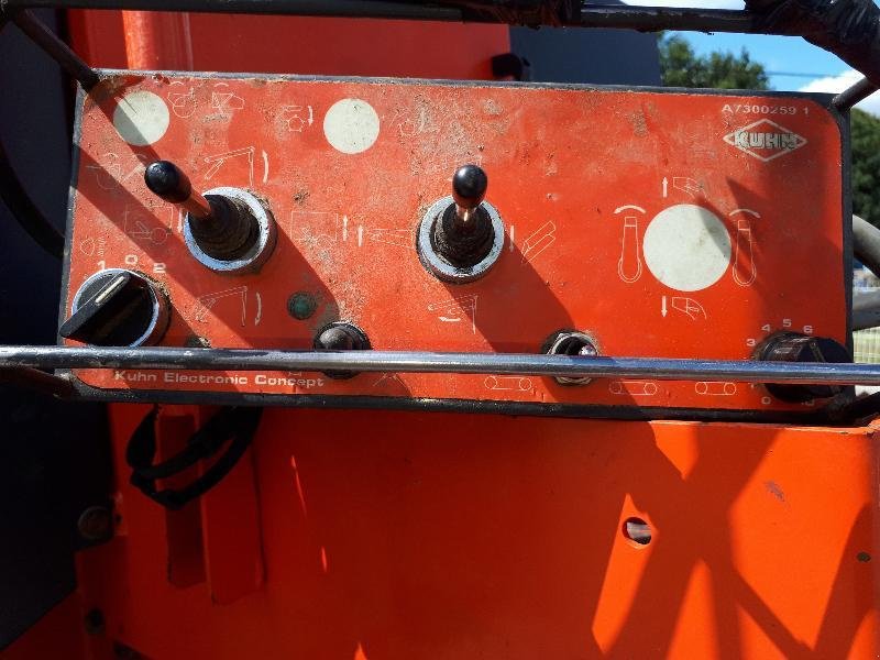 Siloentnahmegerät & Verteilgerät of the type Kuhn ALTOR4560, Gebrauchtmaschine in PLUMELEC (Picture 3)