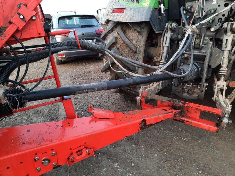 Siloentnahmegerät & Verteilgerät Türe ait Kuhn ATHENOR6070, Gebrauchtmaschine içinde ANTIGNY (resim 7)