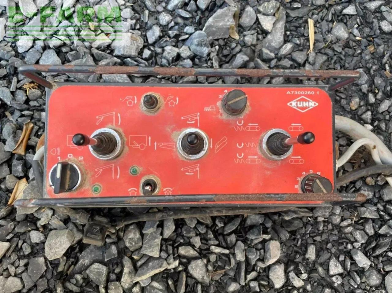 Siloentnahmegerät & Verteilgerät del tipo Kuhn désileuse pailleuse 6070 kuhn, Gebrauchtmaschine In ST CLAIR SUR ELLE (Immagine 9)