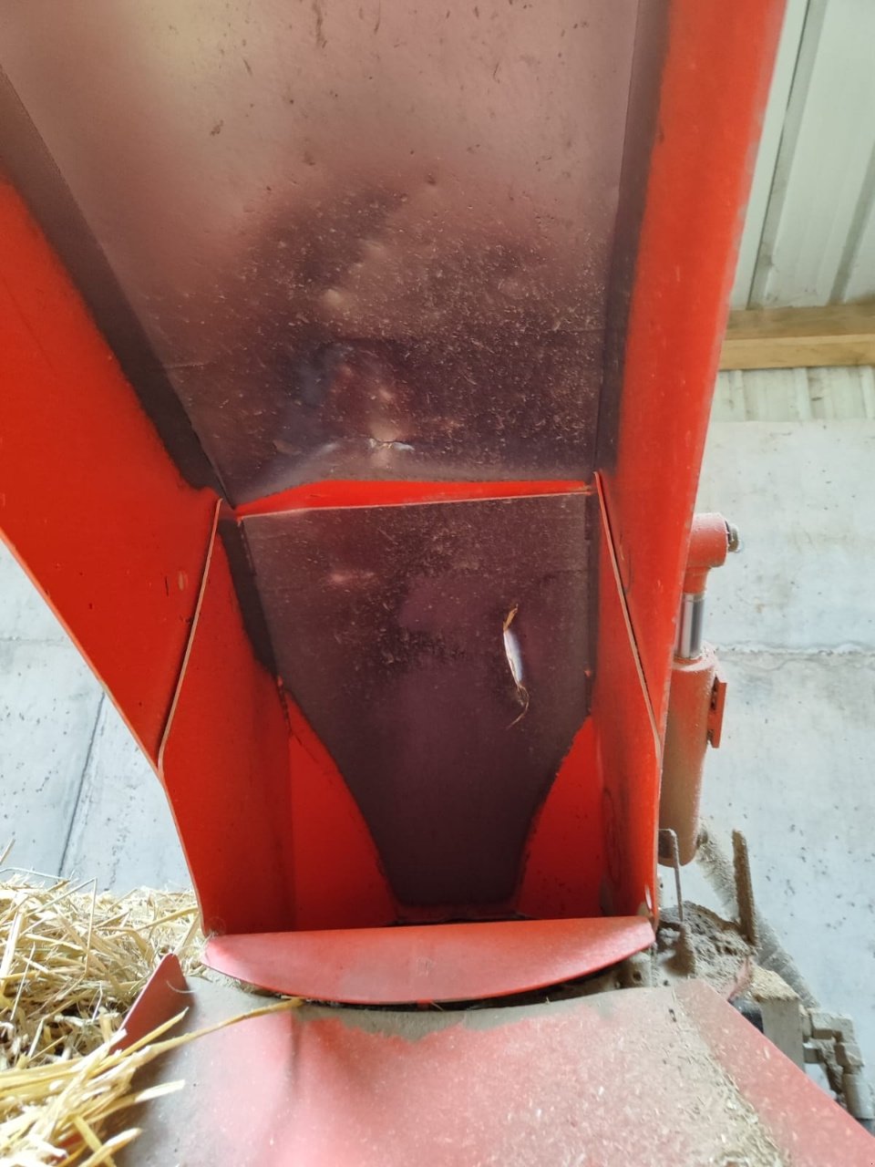 Siloentnahmegerät & Verteilgerät of the type Kuhn PRIMOR 2060 M, Gebrauchtmaschine in Saint-Nabord (Picture 4)