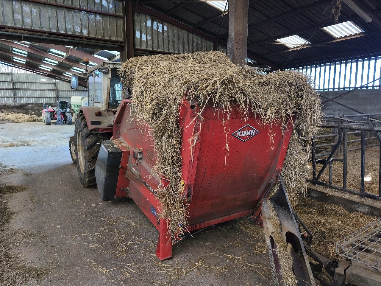 Siloentnahmegerät & Verteilgerät des Typs Kuhn PRIMOR 2060M, Gebrauchtmaschine in Chauvoncourt (Bild 2)