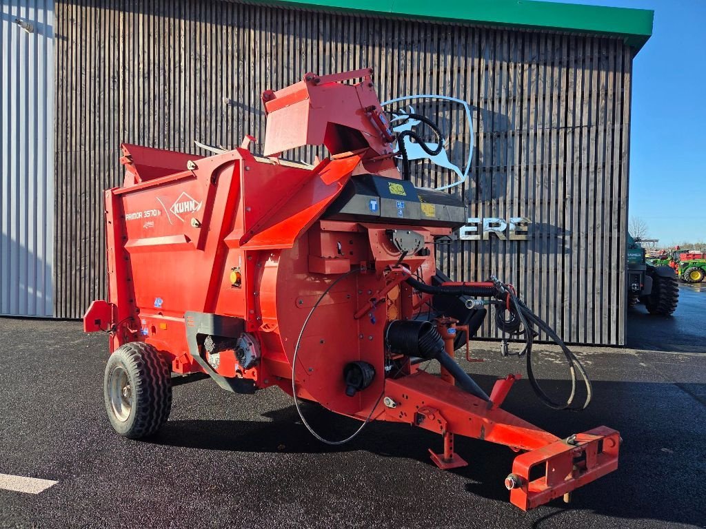 Siloentnahmegerät & Verteilgerät del tipo Kuhn Primor 3570 m, Gebrauchtmaschine en BRECEY (Imagen 1)