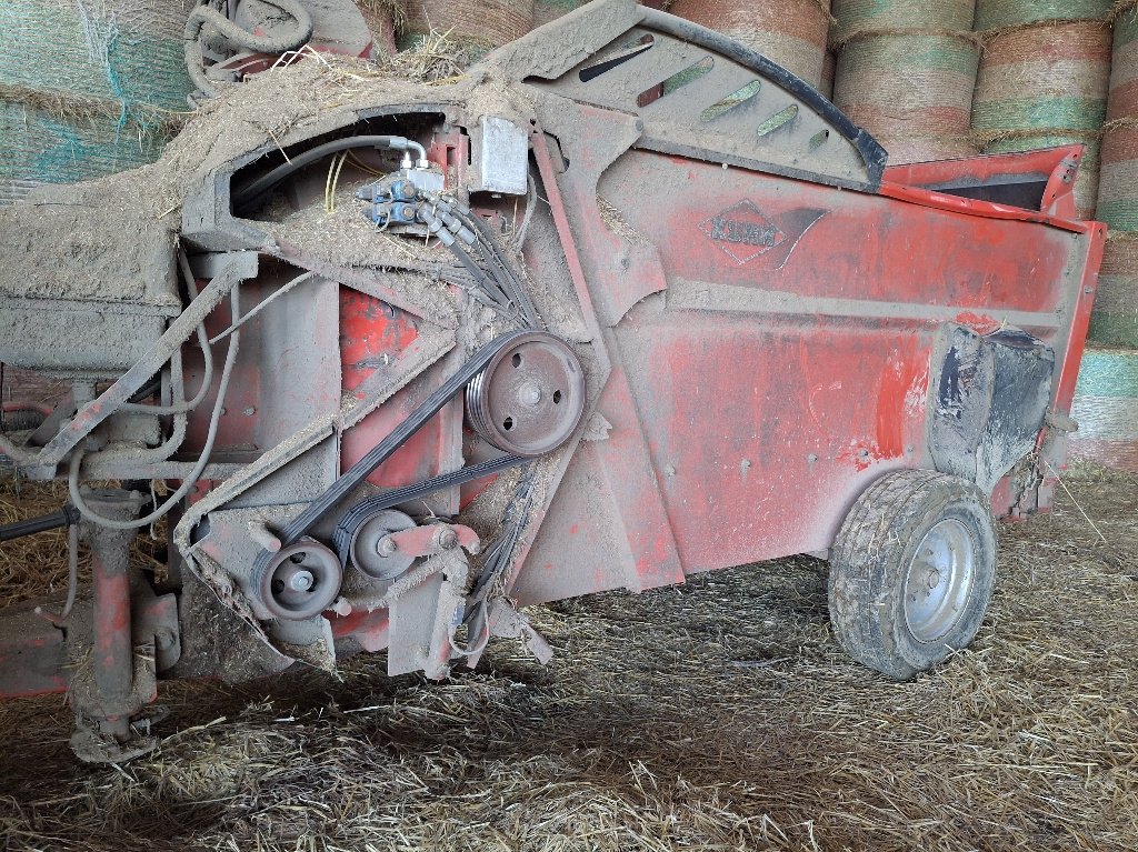 Siloentnahmegerät & Verteilgerät типа Kuhn PRIMOR 5570 M, Gebrauchtmaschine в BRAS SUR MEUSE (Фотография 1)