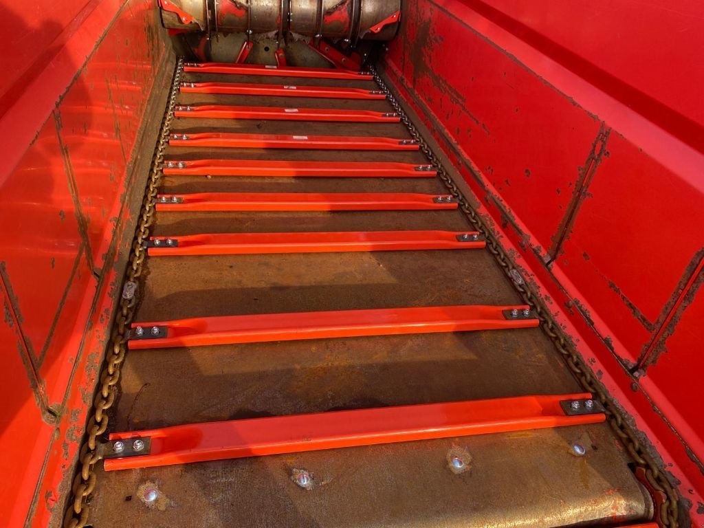 Siloentnahmegerät & Verteilgerät des Typs Kuhn Primor5570, Gebrauchtmaschine in GUERET (Bild 9)