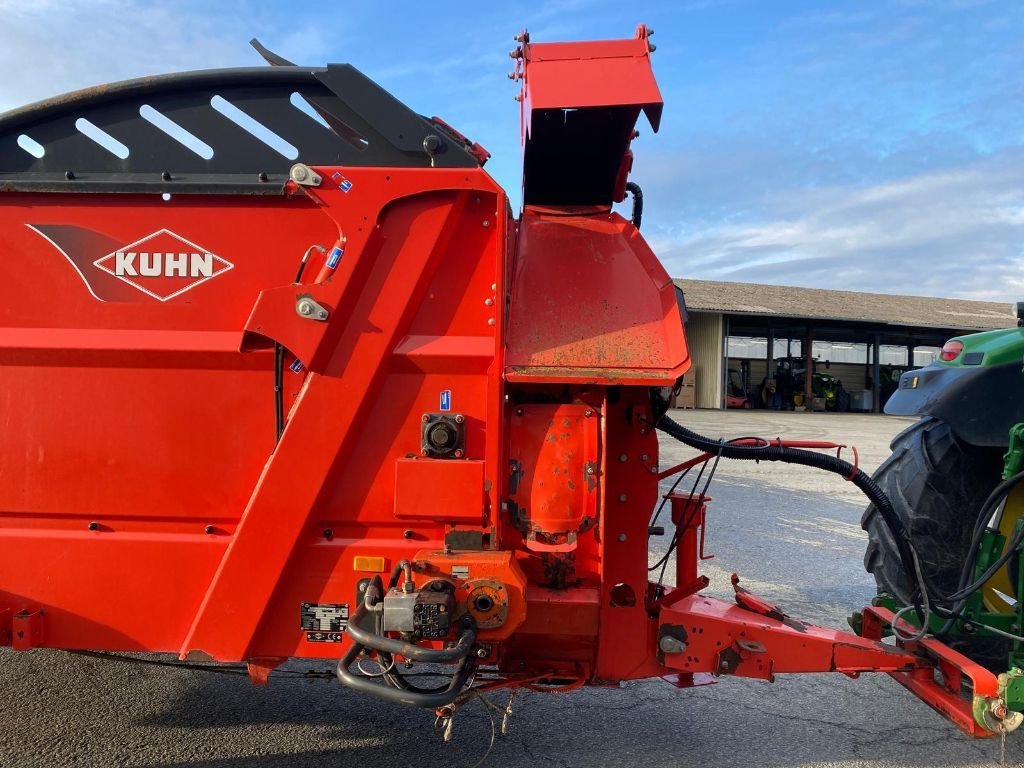 Siloentnahmegerät & Verteilgerät des Typs Kuhn Primor5570, Gebrauchtmaschine in GUERET (Bild 4)