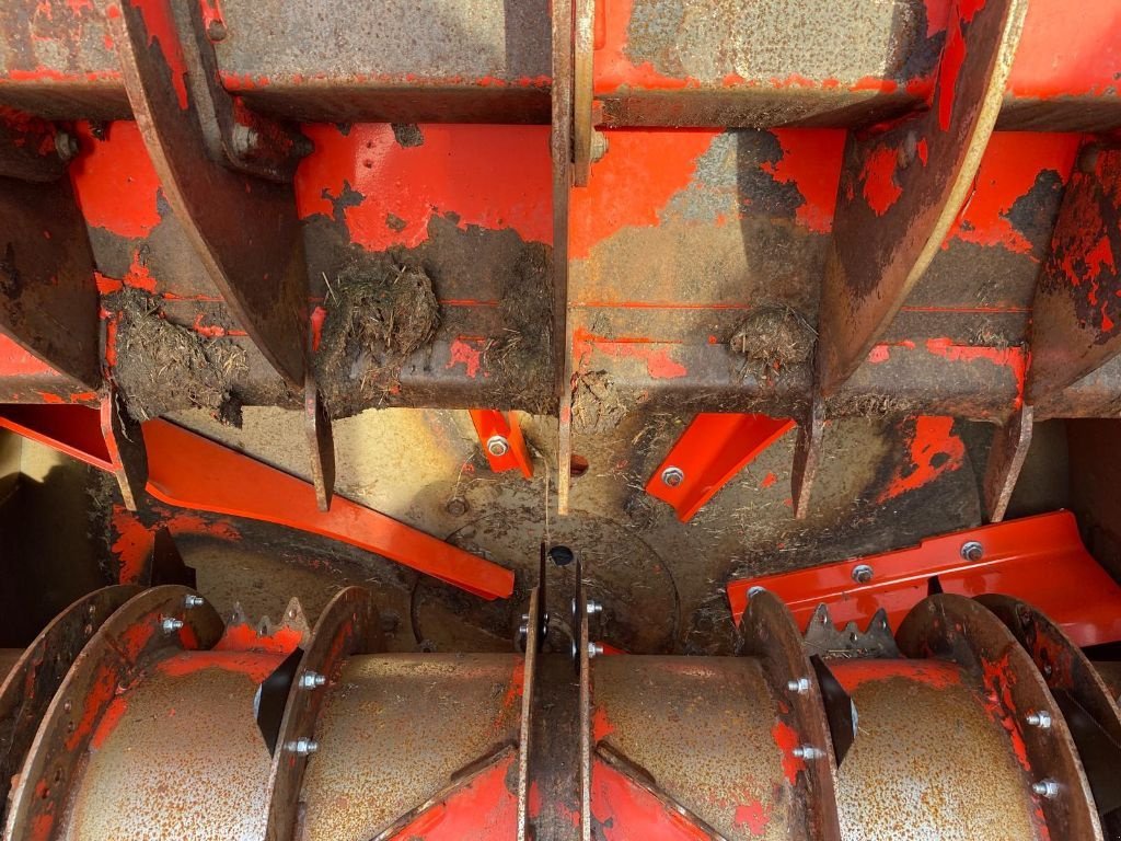 Siloentnahmegerät & Verteilgerät des Typs Kuhn Primor5570, Gebrauchtmaschine in GUERET (Bild 11)