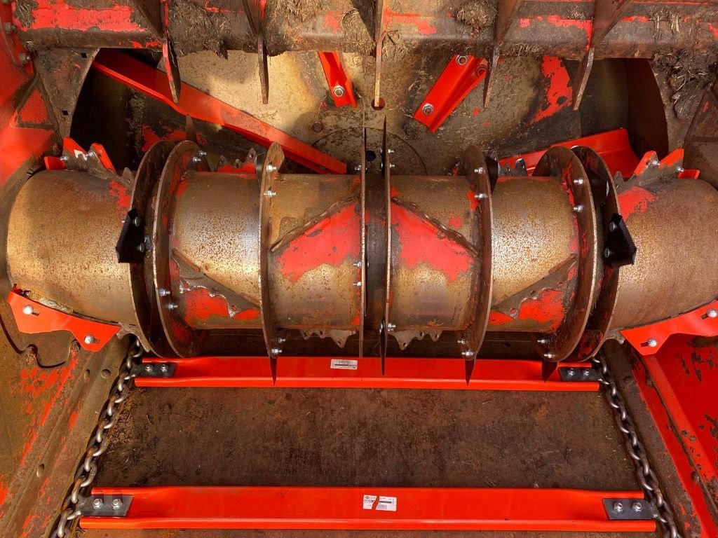 Siloentnahmegerät & Verteilgerät des Typs Kuhn Primor5570, Gebrauchtmaschine in GUERET (Bild 10)