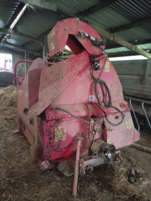 Siloentnahmegerät & Verteilgerät типа Kverneland 852, Gebrauchtmaschine в COGNAC LA FORET (Фотография 3)