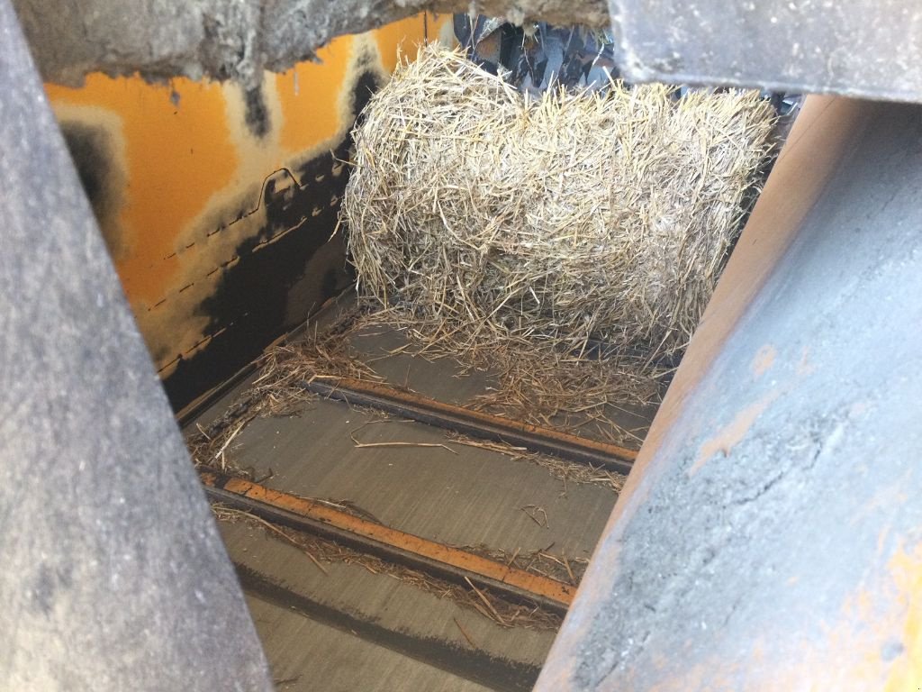 Siloentnahmegerät & Verteilgerät des Typs Lucas CASTOR 60G, Gebrauchtmaschine in LA ROCHE JAUDY (Bild 4)