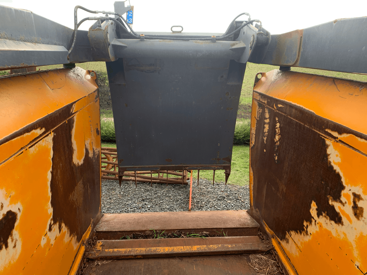 Siloentnahmegerät & Verteilgerät typu Lucas CASTOR+ 80 GC, Gebrauchtmaschine v CONDE SUR VIRE (Obrázek 8)