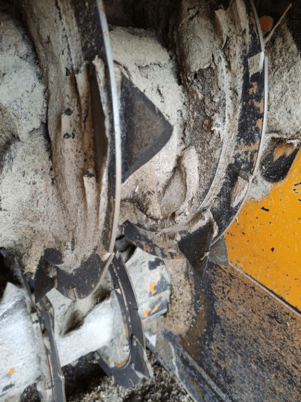 Siloentnahmegerät & Verteilgerät типа Lucas Castor mix +80G, Gebrauchtmaschine в COGNAC LA FORET (Фотография 4)