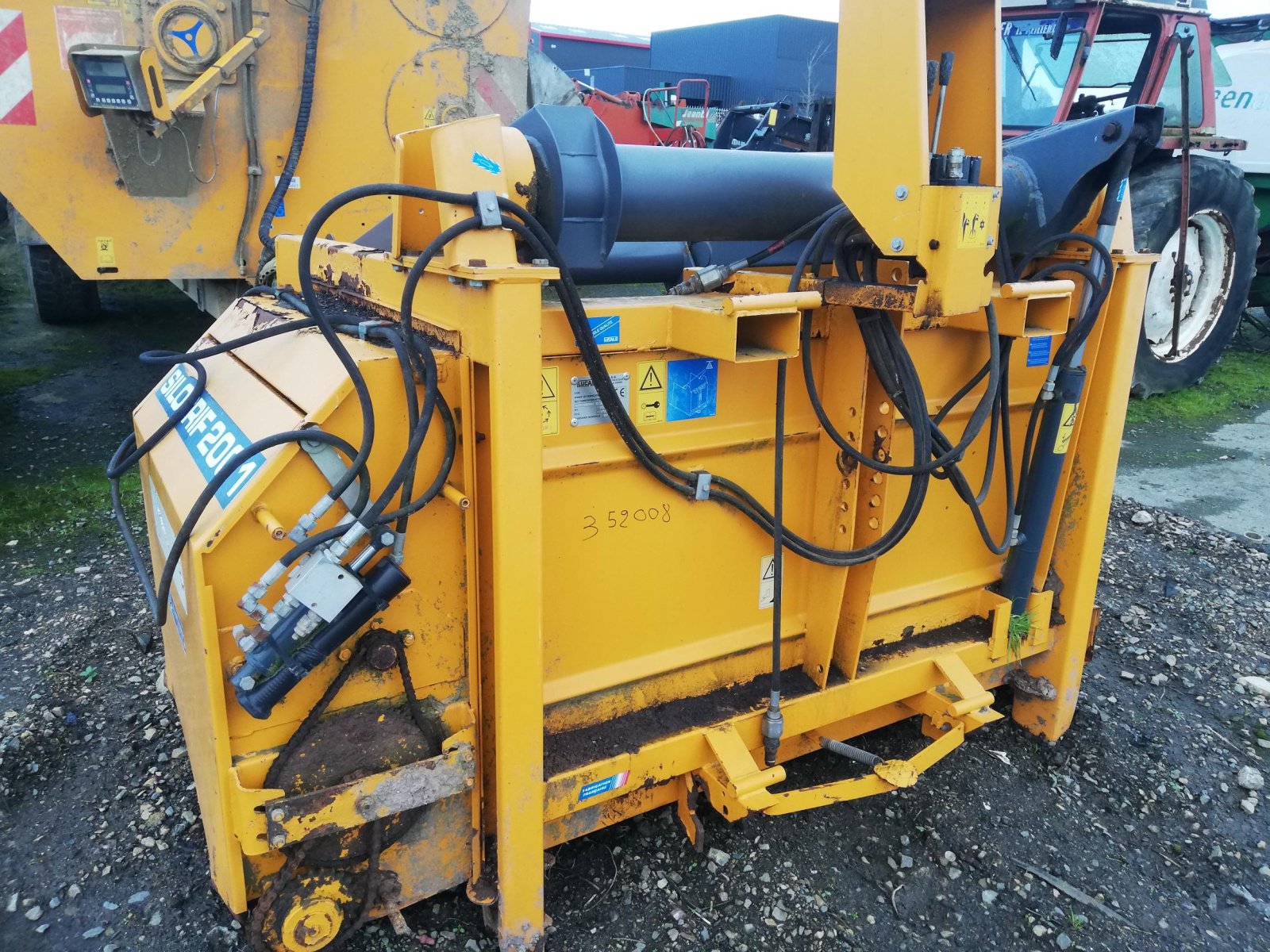 Siloentnahmegerät & Verteilgerät del tipo Lucas SILOGRIF 2001 M, Gebrauchtmaschine In TREMEUR (Immagine 1)