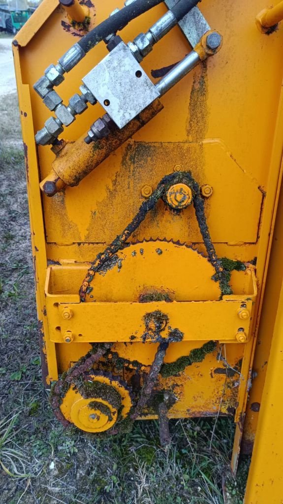 Siloentnahmegerät & Verteilgerät of the type Lucas SILOGRIF 2001, Gebrauchtmaschine in Lérouville (Picture 9)