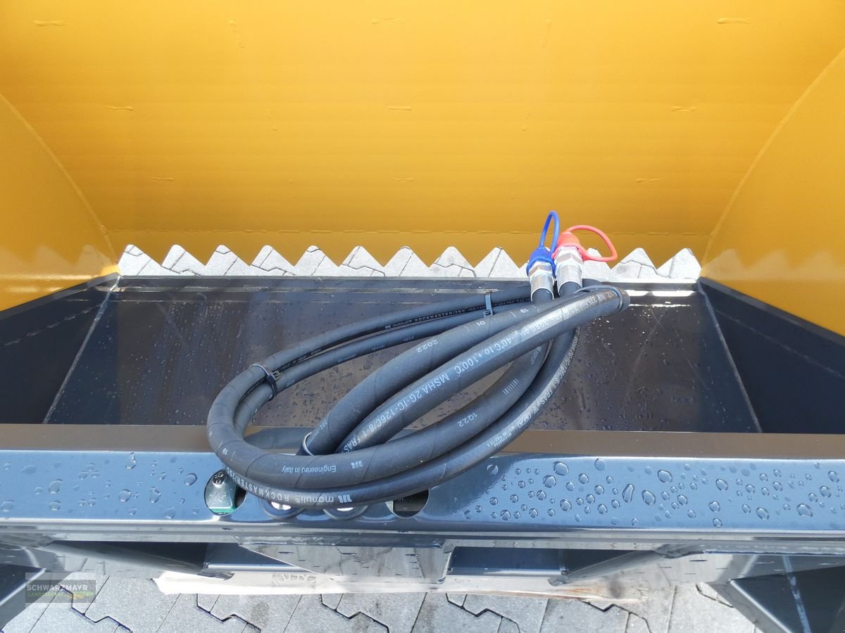 Siloentnahmegerät & Verteilgerät des Typs Mammut SB 195H Schneidschaufel, Neumaschine in Aurolzmünster (Bild 12)