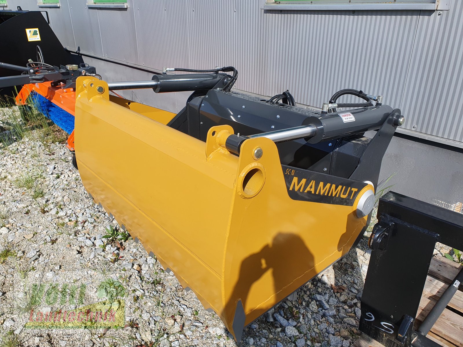 Siloentnahmegerät & Verteilgerät des Typs Mammut SB 195M, Neumaschine in Hutthurm bei Passau (Bild 5)