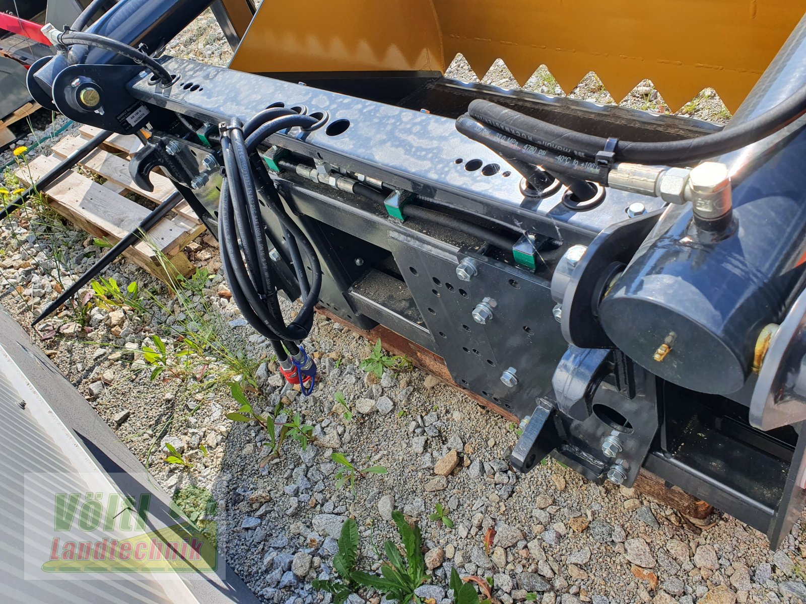 Siloentnahmegerät & Verteilgerät des Typs Mammut SB 195M, Neumaschine in Hutthurm bei Passau (Bild 6)