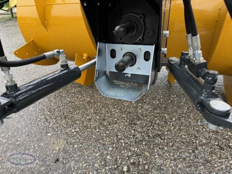 Siloentnahmegerät & Verteilgerät des Typs Mammut SF 205 Titan, Neumaschine in Münzkirchen (Bild 8)