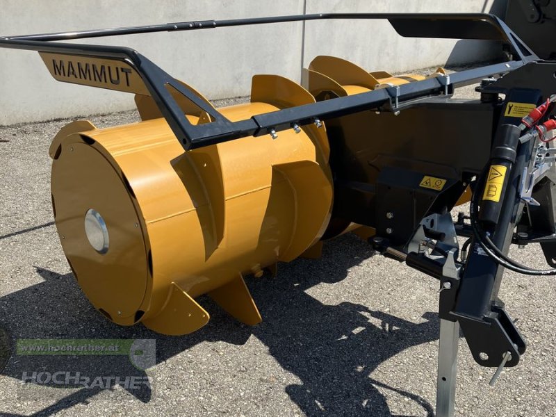 Siloentnahmegerät & Verteilgerät des Typs Mammut SF 205 Titan, Neumaschine in Kronstorf (Bild 1)