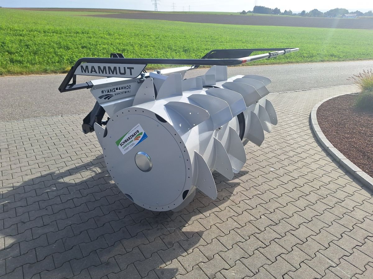 Siloentnahmegerät & Verteilgerät typu Mammut SF 230 Gigant F-H Edition, Neumaschine v Schlitters (Obrázek 5)