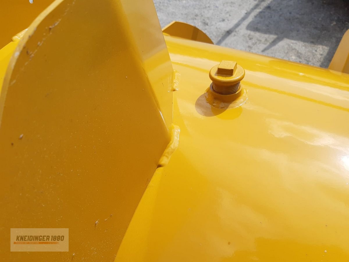 Siloentnahmegerät & Verteilgerät of the type Mammut SF 230 Gigant, Neumaschine in Altenfelden (Picture 2)