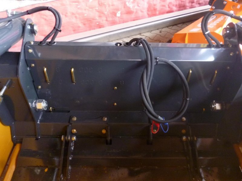 Siloentnahmegerät & Verteilgerät Türe ait Mammut Siloschneidschaufel, Silozange, Siloschaufel, SC150N, Neumaschine içinde Bad Kötzting (resim 5)