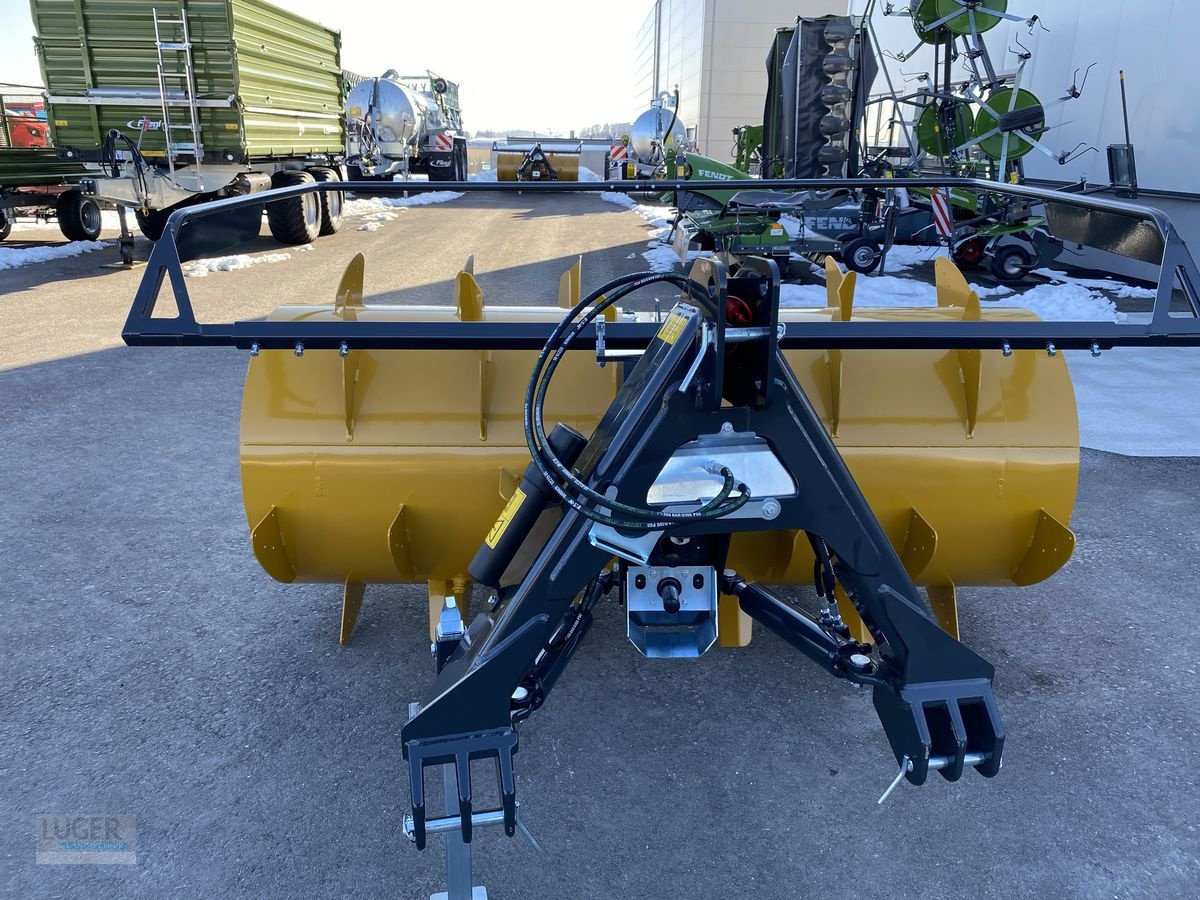 Siloentnahmegerät & Verteilgerät del tipo Mammut Siloverteiler SF 230 Gigant, Neumaschine In Niederkappel (Immagine 8)