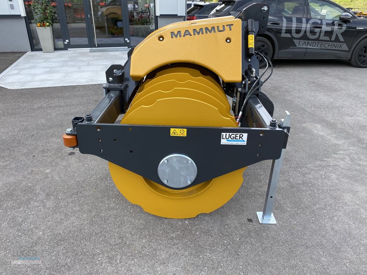 Siloentnahmegerät & Verteilgerät of the type Mammut Silowalze SK 250H, Neumaschine in Niederkappel (Picture 4)