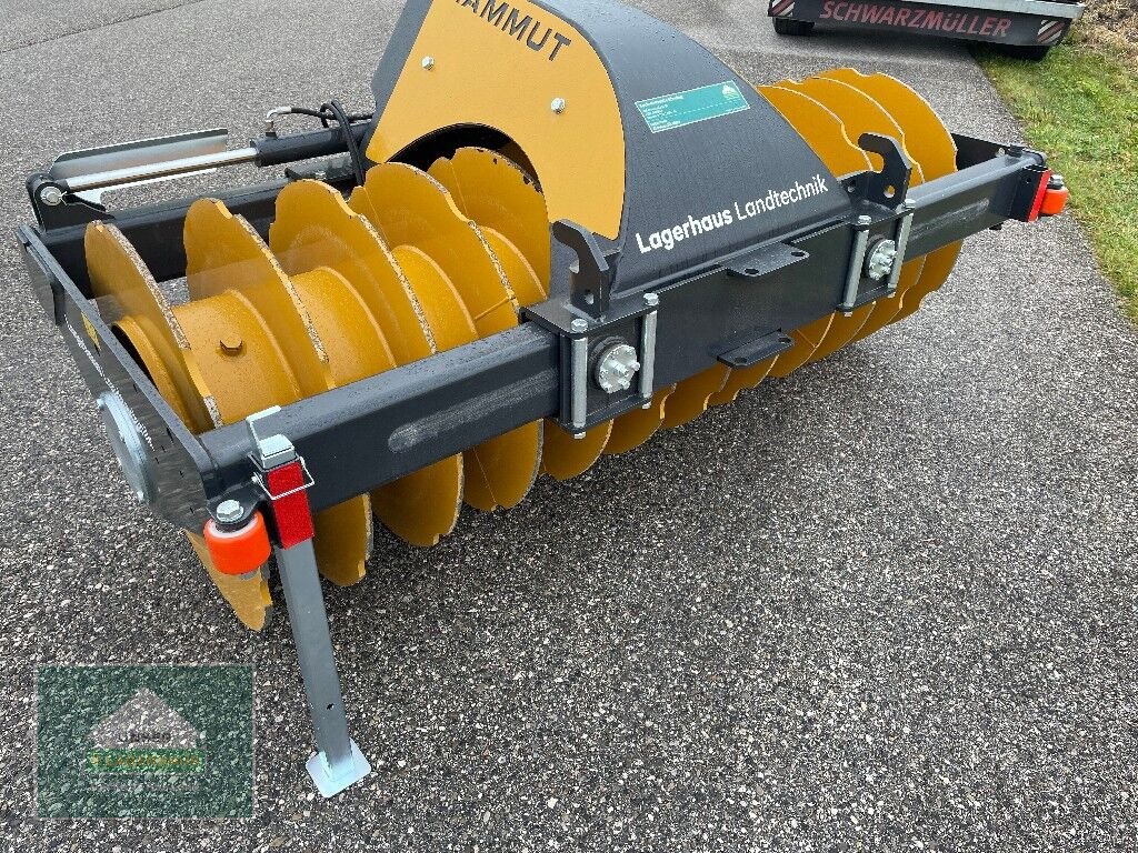 Siloentnahmegerät & Verteilgerät от тип Mammut Silowalze SK 250H, Neumaschine в Eferding (Снимка 10)