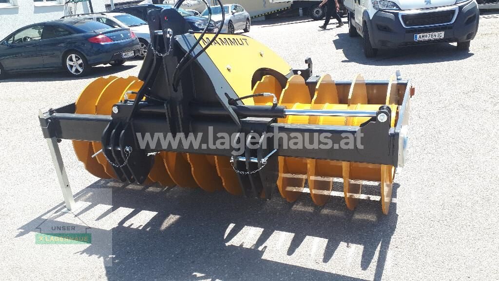 Siloentnahmegerät & Verteilgerät of the type Mammut SK 250, Neumaschine in Amstetten (Picture 1)