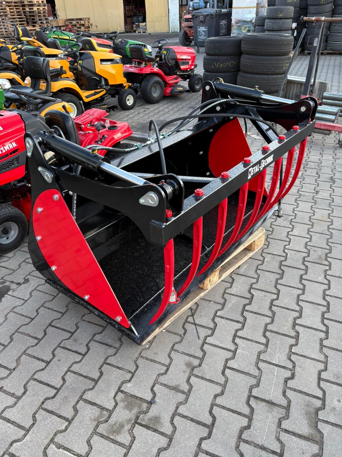 Siloentnahmegerät & Verteilgerät typu Metal-Technik Krokodilschaufel / manure grab, Neumaschine v Michałowo (Obrázek 13)