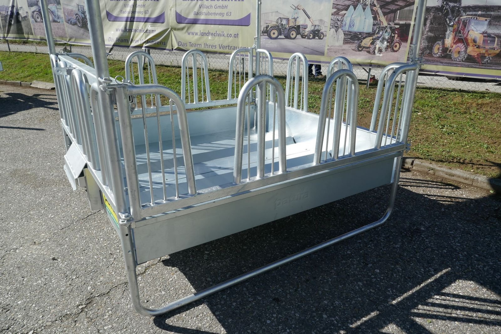 Siloentnahmegerät & Verteilgerät of the type Patura Compact Viereckraufe, Gebrauchtmaschine in Villach (Picture 6)