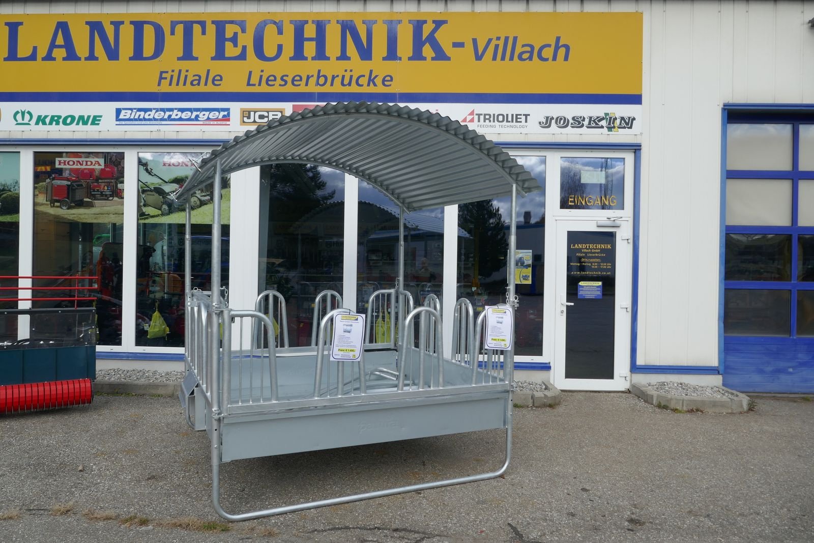 Siloentnahmegerät & Verteilgerät Türe ait Patura Compakt Viereckraufe, Gebrauchtmaschine içinde Villach (resim 1)