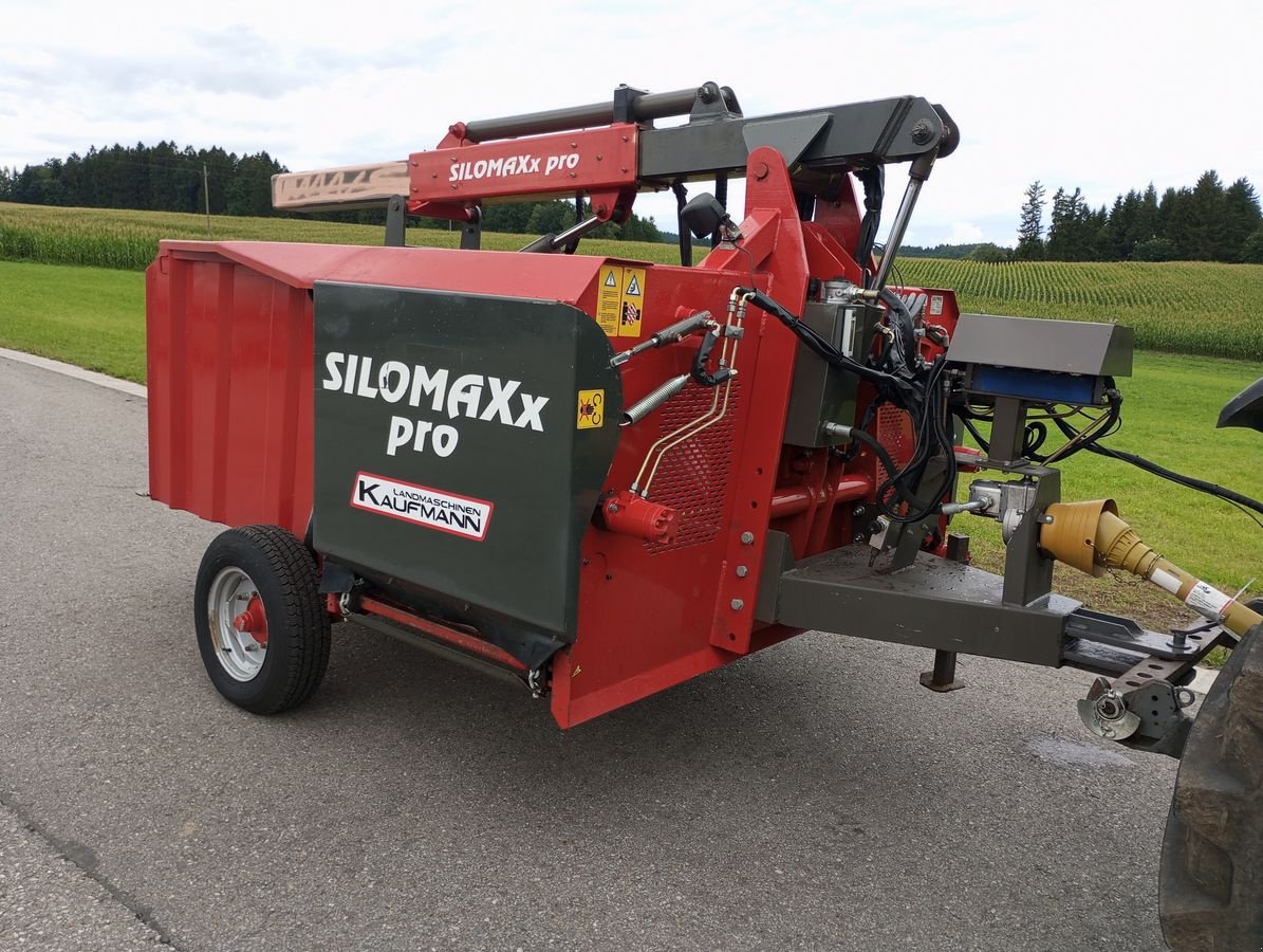 Siloentnahmegerät & Verteilgerät typu Silomaxx Silokamm GT 4000, Gebrauchtmaschine v NATTERNBACH (Obrázek 12)