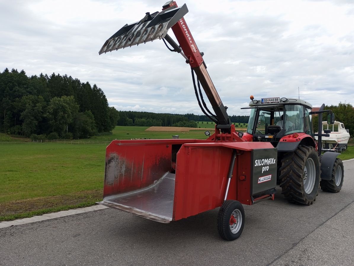 Siloentnahmegerät & Verteilgerät typu Silomaxx Silokamm GT 4000, Gebrauchtmaschine v NATTERNBACH (Obrázek 8)
