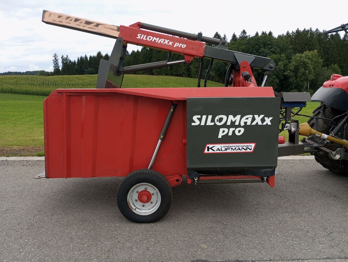 Siloentnahmegerät & Verteilgerät des Typs Silomaxx Silokamm GT 4000, Gebrauchtmaschine in NATTERNBACH (Bild 11)
