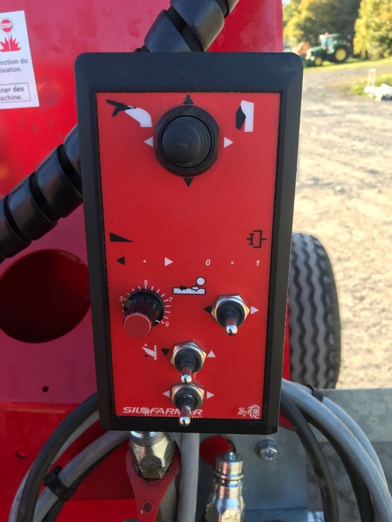 Siloentnahmegerät & Verteilgerät des Typs Sonstige 280, Gebrauchtmaschine in UZERCHE (Bild 11)