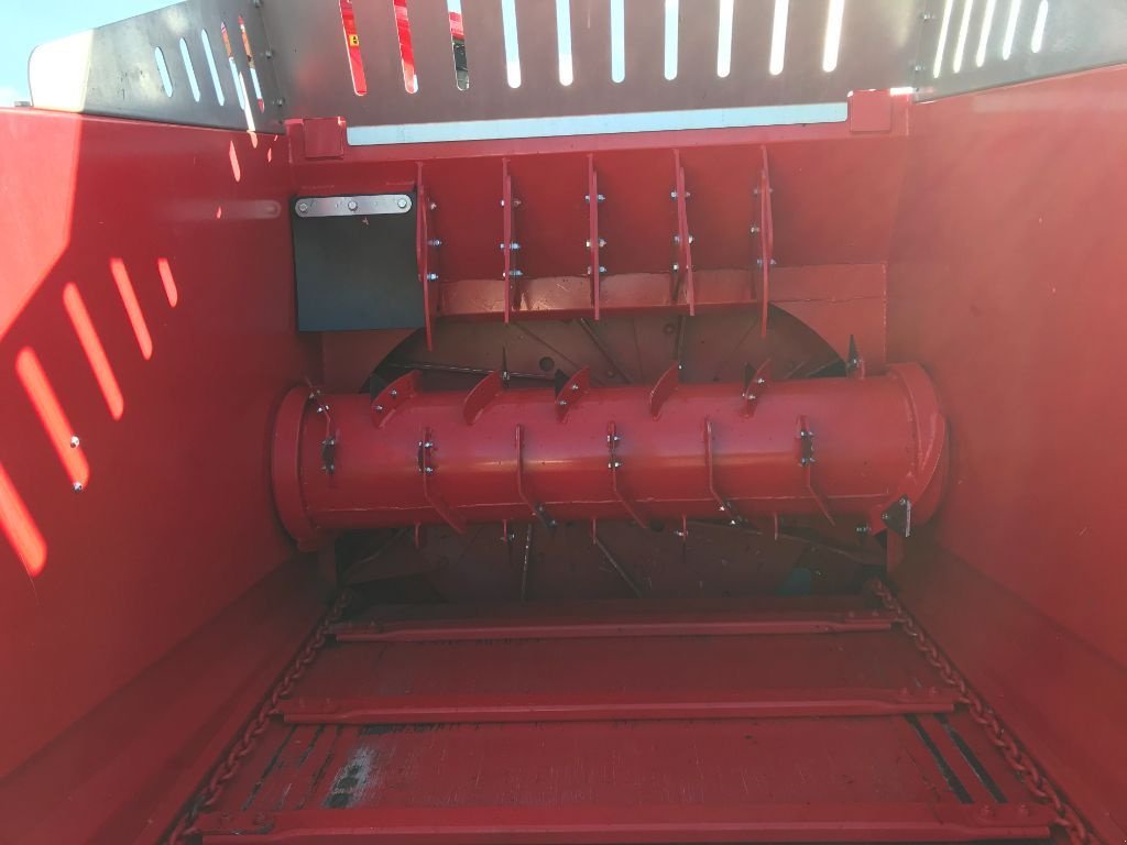 Siloentnahmegerät & Verteilgerät des Typs Sonstige 280, Gebrauchtmaschine in UZERCHE (Bild 7)