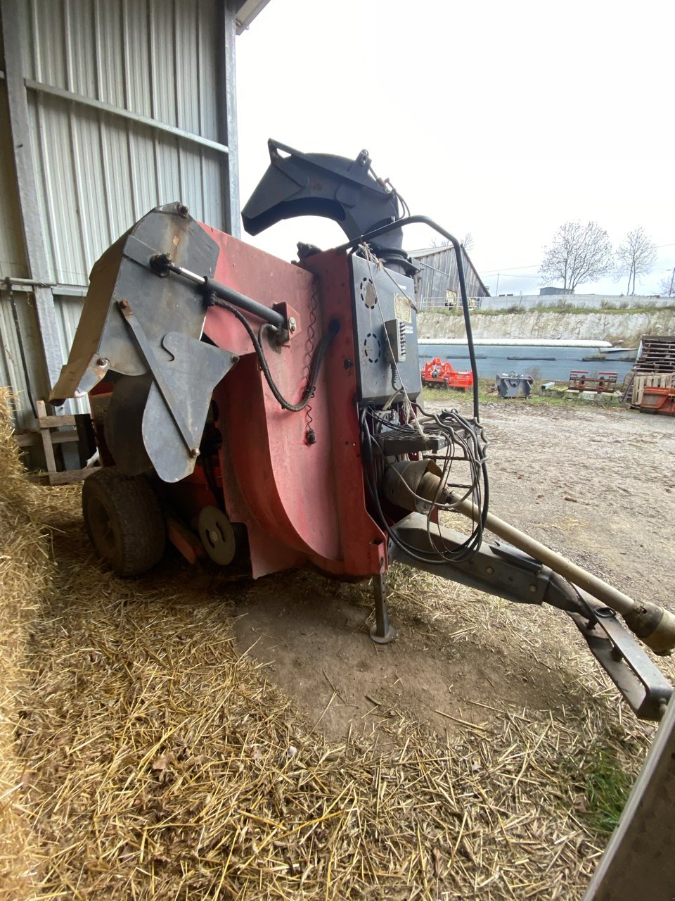 Siloentnahmegerät & Verteilgerät des Typs Sonstige 3902, Gebrauchtmaschine in VERNOUX EN VIVARAIS (Bild 3)