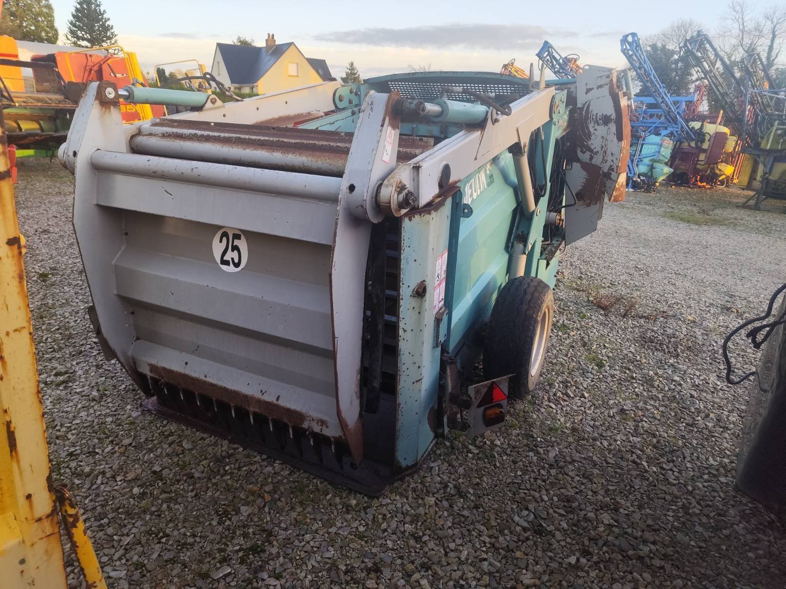 Siloentnahmegerät & Verteilgerät del tipo Sonstige ALIZE FORCE 2, Gebrauchtmaschine en Le Horps (Imagen 4)