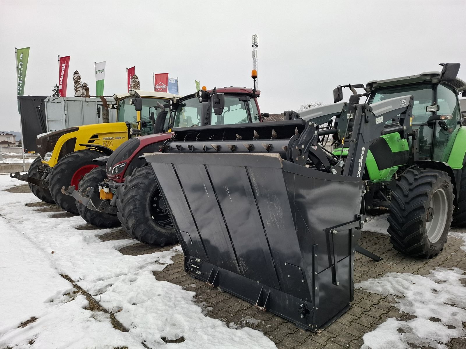 Siloentnahmegerät & Verteilgerät del tipo Sonstige Einfütterungsschaufel Frässchaufel, Gebrauchtmaschine en Saxen (Imagen 2)