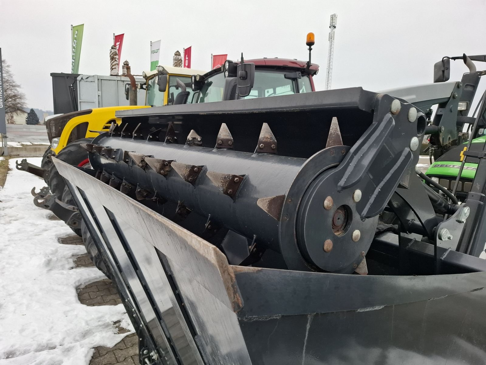 Siloentnahmegerät & Verteilgerät del tipo Sonstige Einfütterungsschaufel Frässchaufel, Gebrauchtmaschine en Saxen (Imagen 5)