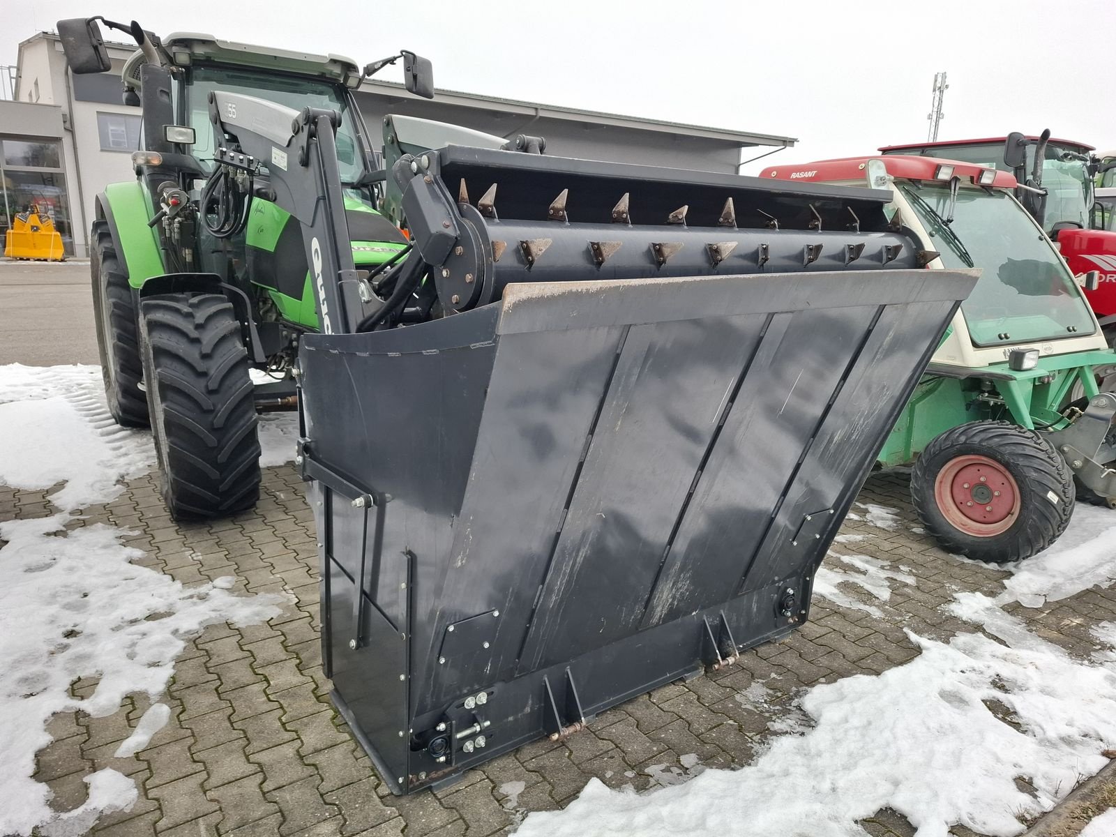 Siloentnahmegerät & Verteilgerät del tipo Sonstige Einfütterungsschaufel Frässchaufel, Gebrauchtmaschine en Saxen (Imagen 1)